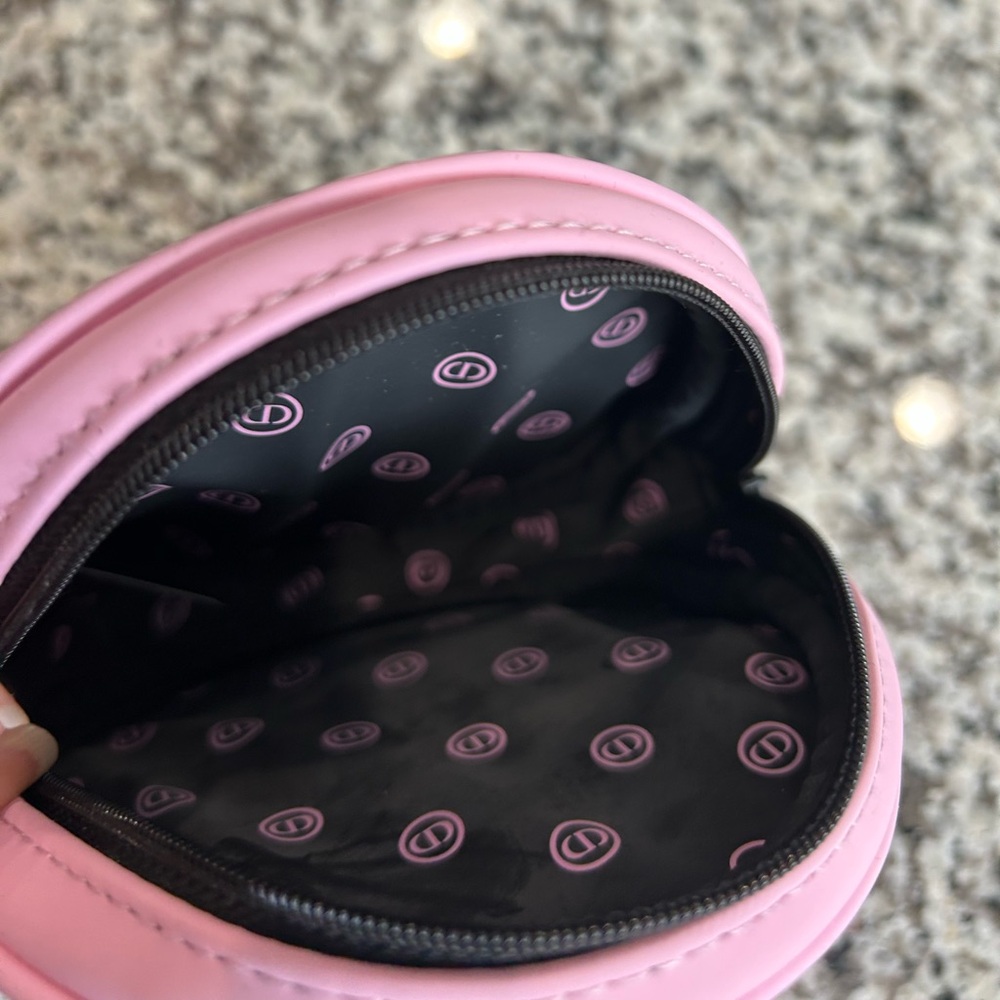 Dior Round Vanity in pink - Picture 5 of 6